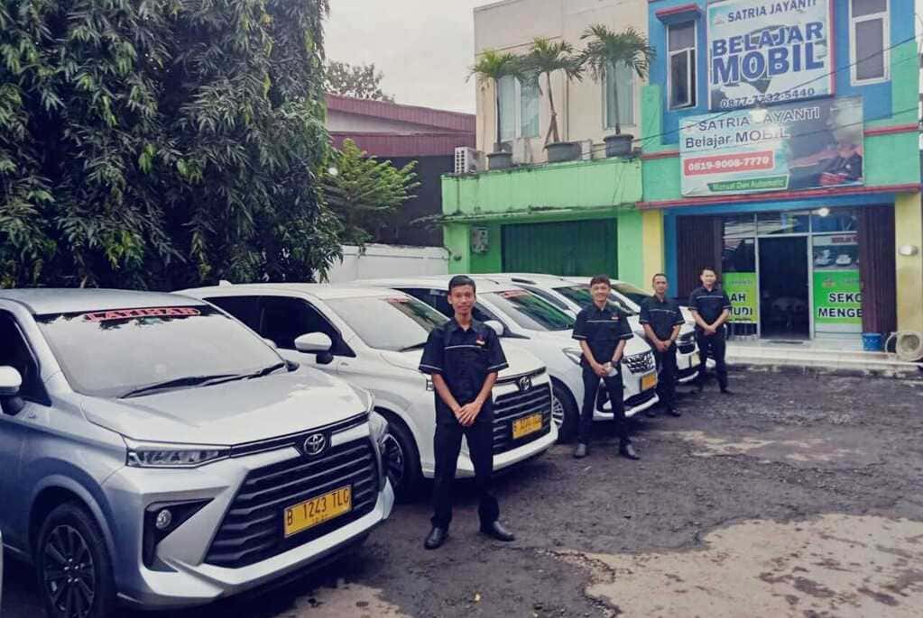 Mengemudi Lancar di Cilacap: Indotech Kursus Setir Mobil Siap Menemani
